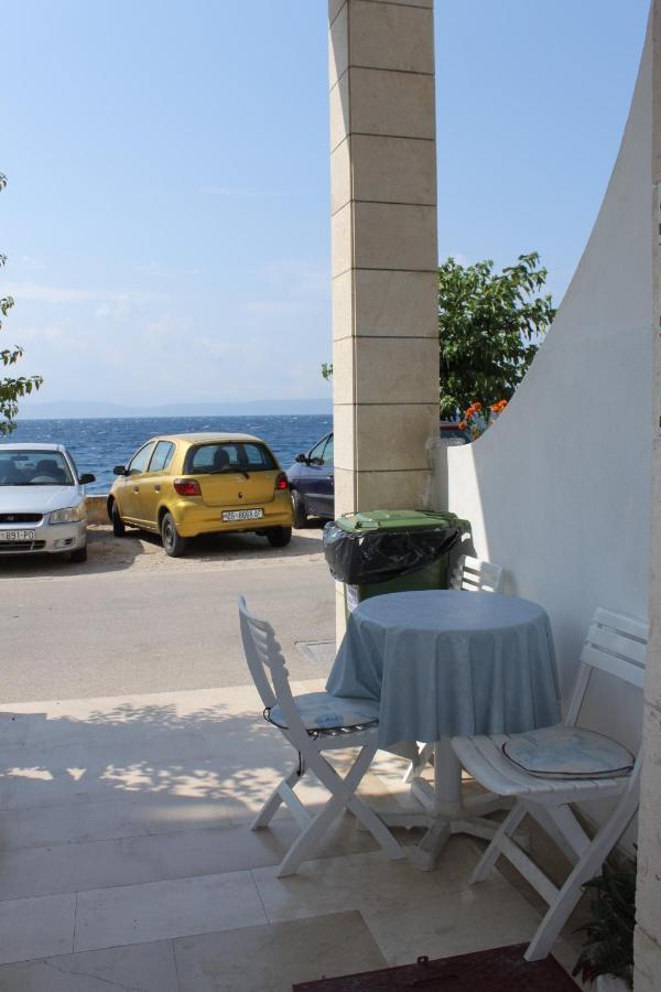 Apartments By The Sea Podgora, Makarska - 6713 Exterior foto