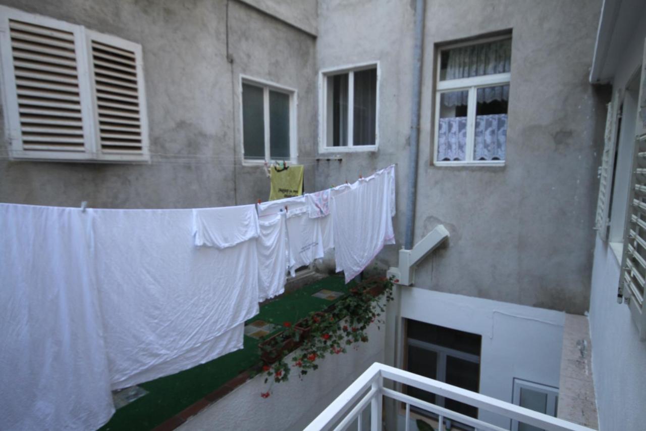 Apartments By The Sea Podgora, Makarska - 6713 Exterior foto