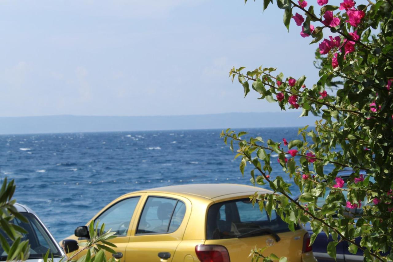 Apartments By The Sea Podgora, Makarska - 6713 Exterior foto